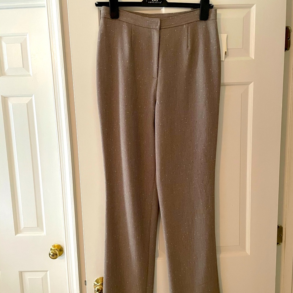 Doncaster ladies tan slacks NWT sz 10